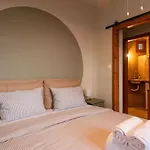 The Fern House Aparthotel 3*