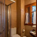 The Fern House Aparthotel 3*