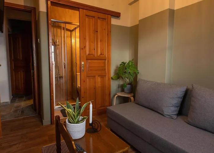 מלון דירות The Fern House מקריניצה