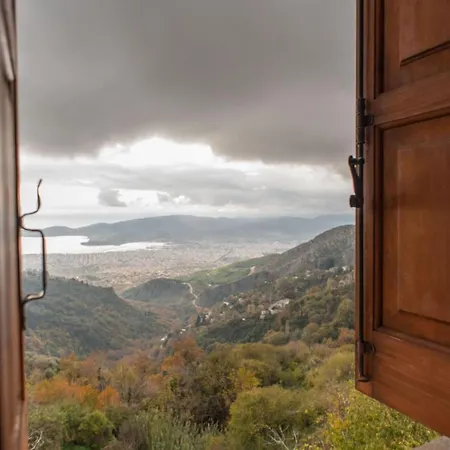 The Fern House 3* Makriníca